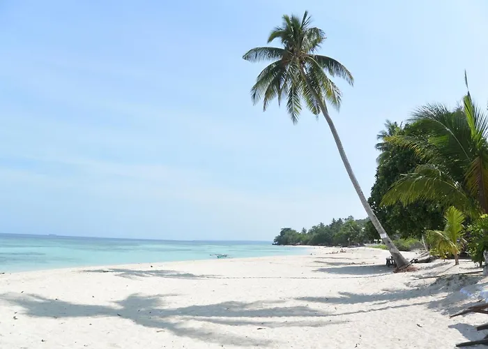 Lambug Beach Homestay Bed & Breakfast *