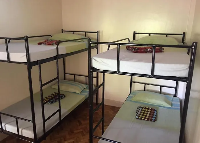 Bed & Breakfast Lambug Beach Homestay Lambug